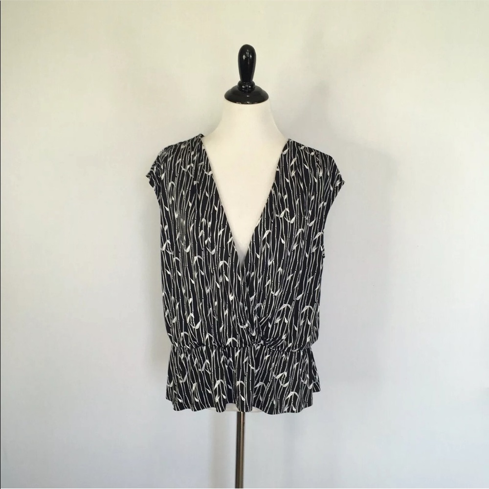 Bamboo Print Sleeveless Blouse